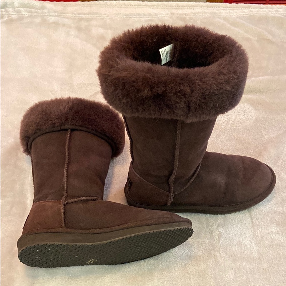 LL Bean Brown Shearling Lined Boots